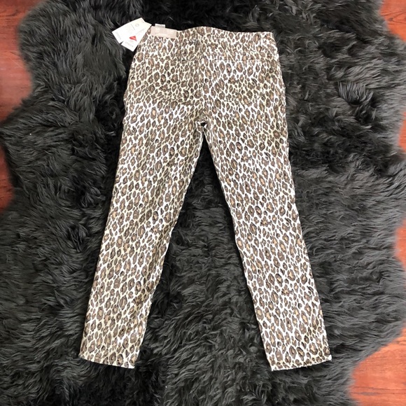 Chico’s Beige Leopard Jeans - Picture 3 of 7